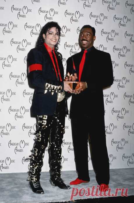 Michael Jackson Wins Lifetime Achievement Award - AMA 1989: 6 тыс изображений найдено в Яндекс.Картинках