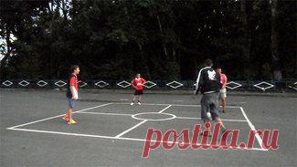 5 самых популярных дворовых игр с мячом, в которые мы играли в детстве