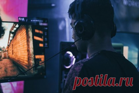 Игроков Call of Duty атаковал опасный вирус. Геймеров Call of Duty атаковали с помощью вируса. На вредоносную программу обратили внимание пользователи сервиса Steam. Как оказалось, вирус начали распространять среди фанатов Call of Duty: Modern Warfare 2 — атака происходит в тот момент, когда геймеры заходят в игровое лобби и ожидают начала сеанса игры.