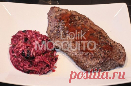 Репчатый салат, да со смородинкой. Под прекрасное мяско. | iMoskito!
