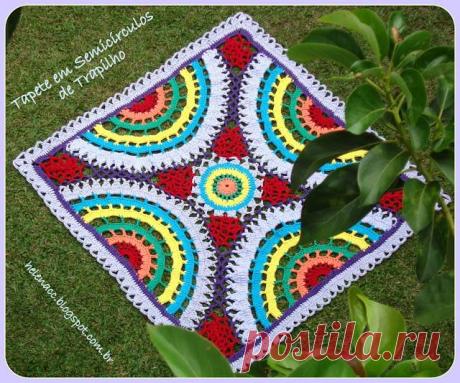 Коврик из полукружий.Автор-Helena Maria Caldas