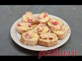 Крабовые палочки + хлеб = идеальный перекус . Рецепт , о котором вы не знали ингредиентыбатон 1 шткрабовые палочки 1 упаковкасыр 100г