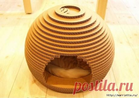 Стильный домик для кота из картона