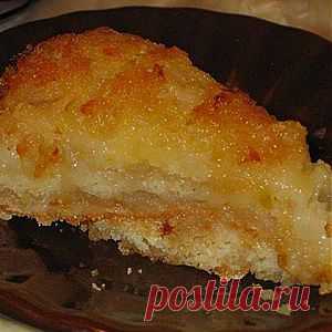 Яблочный манный пирог без яиц