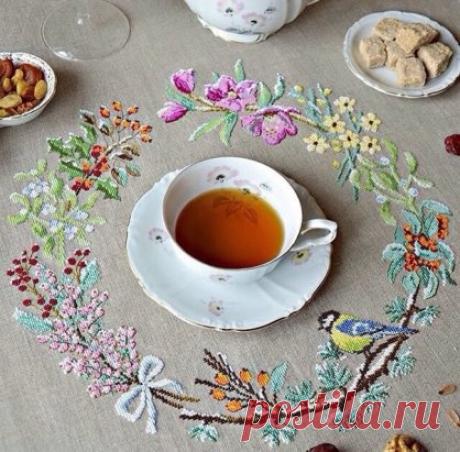 Красивые орнаменты для скатерти.
#Вышивка