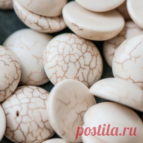 Кабошон бирюза синтетическая, круглый, цвет античный белый, 16x5 мм :: Crystal's - интернет-магазин бусин и фурнитуры