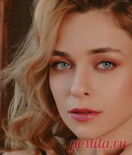 Анастасия Крылова