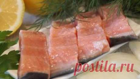 Малосольная Горбуша под СЕМГУ        
Всем, кто ищет очень вкусный рецептик !!! 
Пробовала у подружки - чуть язык не проглотила! ТОП - 5 рецептов