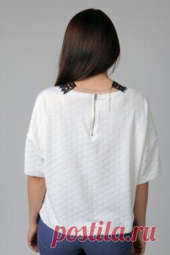 Потроху закінчуються різдвяні свята і у нас все більше бажання працювати. Так хочеться радувати Вас новенькими моделями))) І так доречно готові фото наших виробів.
Накладний комірець 