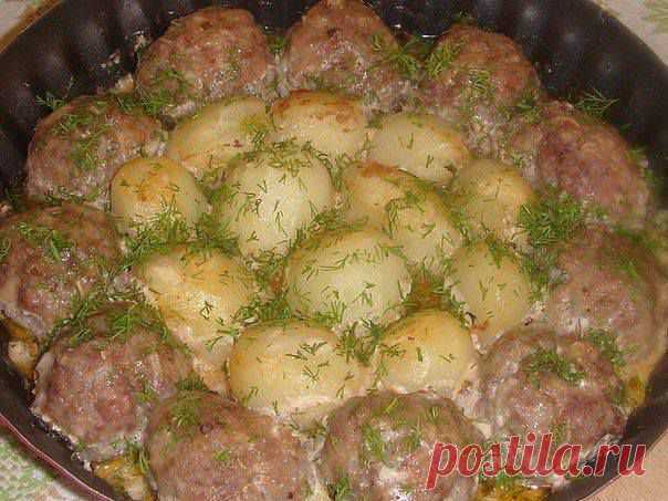 (7) Facebook