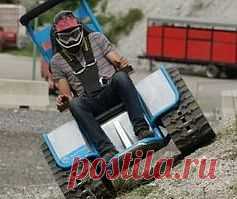 Медицинская мебель и кресла-коляски - Электроколяска Ziesel с проходимостью танка