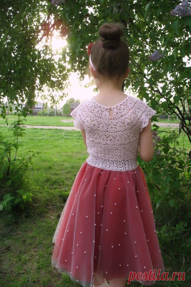 Какая красота!!! Платье крючком «Весеннее пробуждение» для девочки (ИДЕИ ДЛЯ ВДОХНОВЕНИЯ) — Журнал Вдохновение Рукодельницы Просматривайте этот и другие пины на доске Вязание для детей.
Модели из журналов пользователя Olga Z.