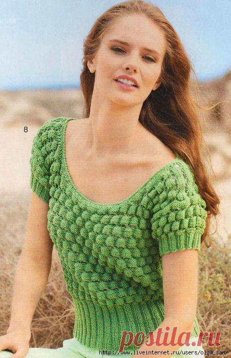 Пуловер с узором из шишечек..