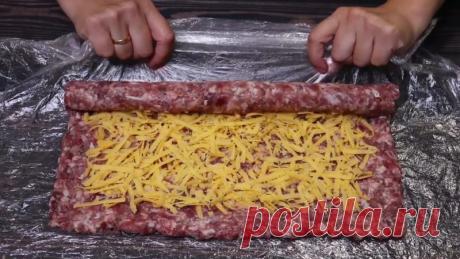Раньше такое из фарша не готовили, а зря! Сворачиваем и замораживаем