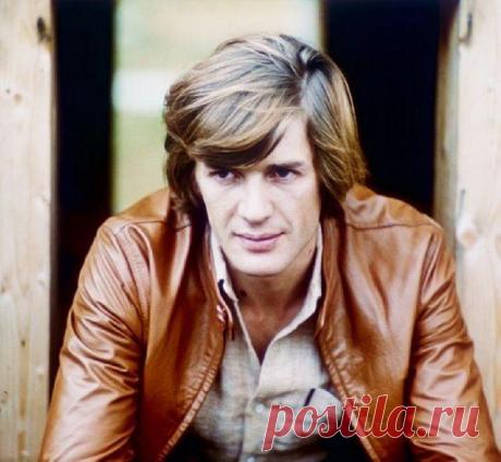 Секс символы советского кино - актеры 70-х и 80-х годов.