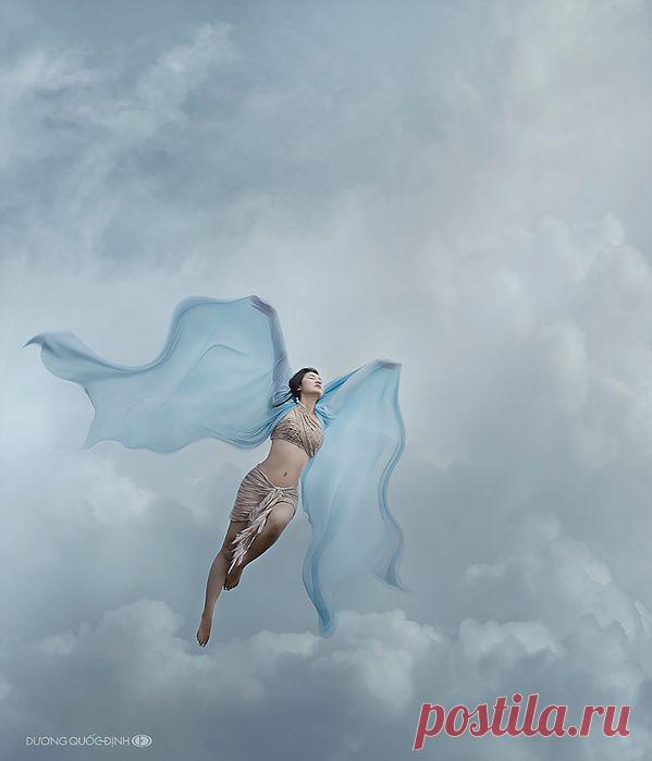 Я в облаках взлетал. Я в облаках взлетал. Облако для детей. Летающая женщина. Я в облаках взлетал.