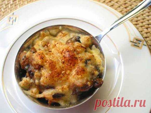 Жульен с курицей, грибами и сыром Моцарелла, рецепт приготовления с фото - Сельский Бутик Это блюдо французской кухни очень вкусное.