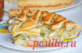 Пирог с курицей и плавленым сыром
