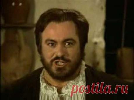 Luciano Pavarotti - La Donna È Mobile (Rigoletto)