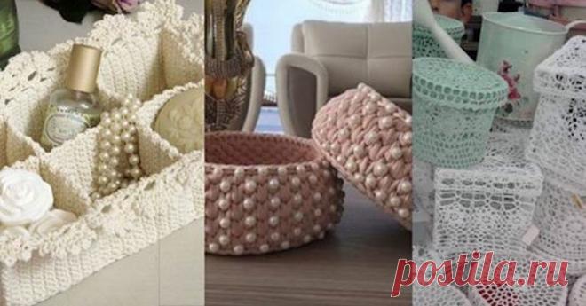 26 удивительных вещей для дома, которые легко связать крючком… С помощью крючка мастерицы вяжут удивительные вещи для дома и дачи, от которых не отвести глаз! Это могут быть не только коврики, но и корзинки, салфетки, чехлы на табуреты и стулья,скатерти и многое-многое другое. Немного фантазии и свободного времени, и у вас получится замечательная рукотворная ве
