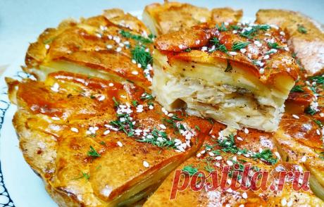 Жарю капусту с картошкой и заливаю тестом. Люблю, когда начинки много (рецепт заливного пирога) | Розовый баклажан | Яндекс Дзен