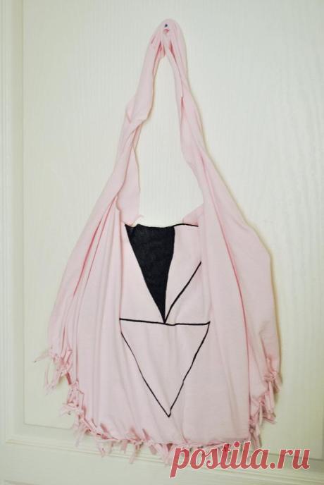 Hey Wanderer: the DIY: NO-SEW T-SHIRT TOTE