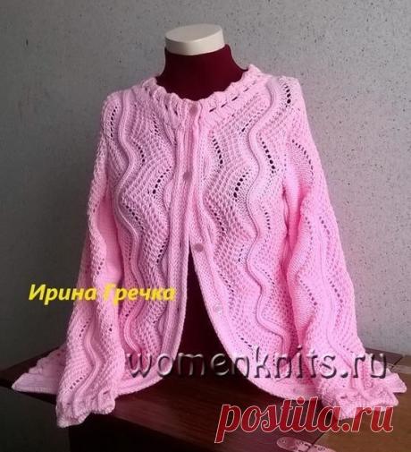 Кардиган «Звонкие ручейки» крючком
Схема: https://womanknits.ru/vyazanie-dlya-zhenshchin/palto-kardigany-zhakety/kardigan-zvonkie-ruchejki-kryuchkom