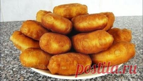 У нас дома, такие пирожки не успевают остыть — их сметают с тарелки!

Вкуснятина!!! Бабушка научила..

Тесто:

1. Мука — 900 гр
2. Кефир — 500 мл
3. Сахар — 2 ст. ложки
4. Соль — 1 ч. ложка
5. Яйцо куриное — 2 шт
6. Маргарин растопленный — 100 гр
7. Сухие дрожжи — 9 гр
8. Масло для жарки

Начинка:
1 Вариант: Картофельное пюре + жареный лук + соль, перец

2 Вариант: Жареная капуста + лук, укроп + 2 ст.ложки томатного сока + соль, перец.

Как приготовить вкусные пирожки:

Ке...