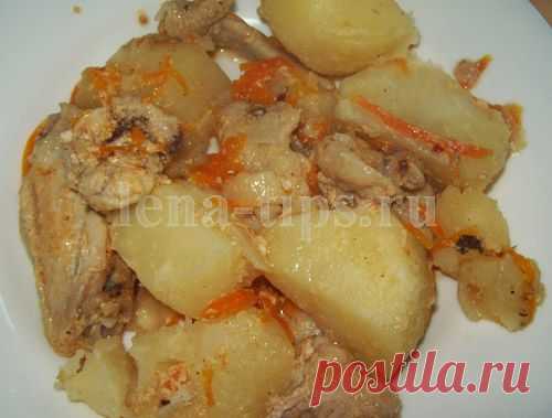 Тушеная картошка с курицей в мультиварке