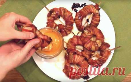 Луковые кольца с беконом - настоящий праздник для вкусовых рецепторов! | Четыре вкуса