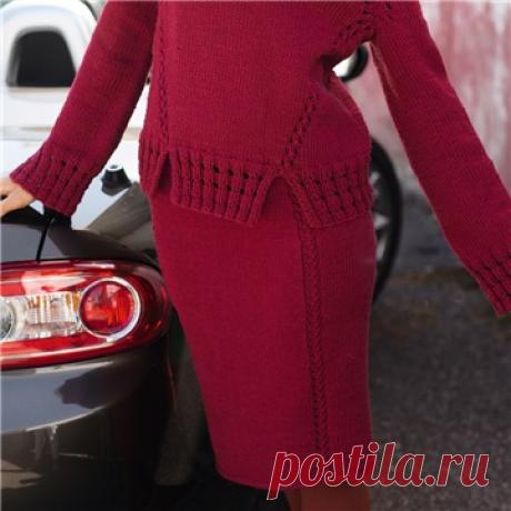 ЭФФЕКТНЫЙ КОСТЮМ ИЗ ДЖЕМПЕРА И ЮБКИ-КАРАНДАШ СПИЦАМИ