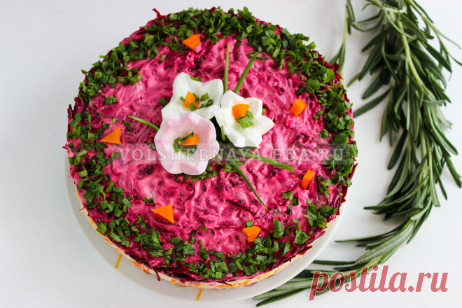 Салат с копченой курицей и свеклой "Генерал"
