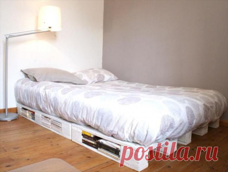 Примеры необычных кроватей из поддонов, которых несложно сделать своими руками