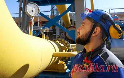 Турция начнет оплачивать в рублях 25% поставок газа из России в ближайшее время. Также власти страны планируют ускорить работы по строительству АЭС "Аккую"