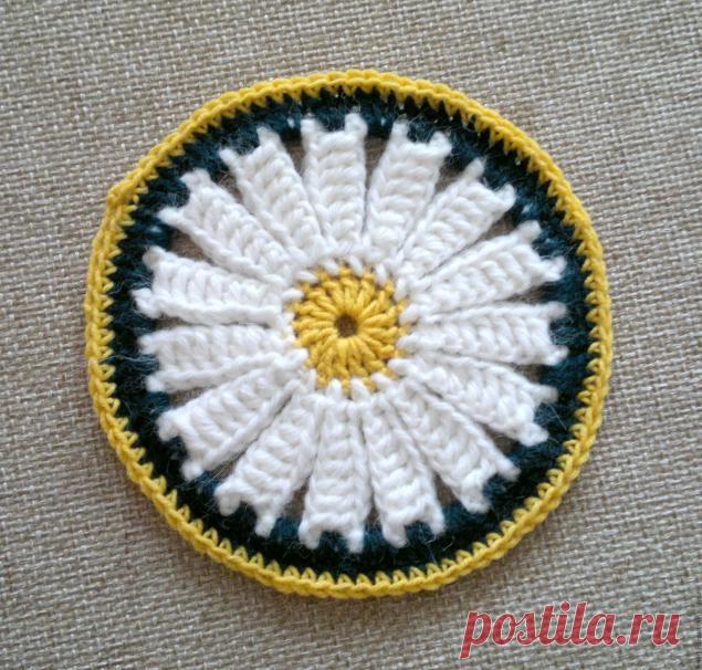 Красивые вязаные подставки под горячее