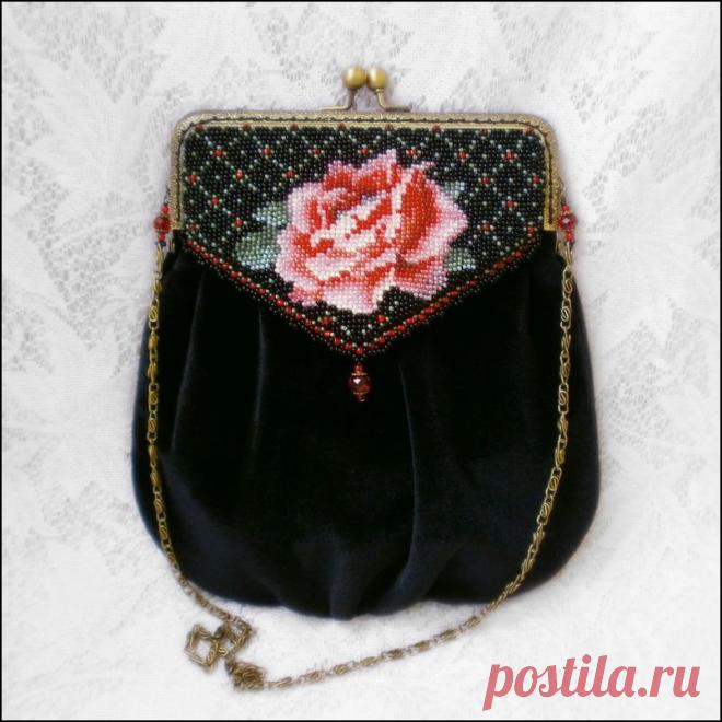 Сумочка Королевская роза | biser.info - всё о бисере и бисерном творчестве