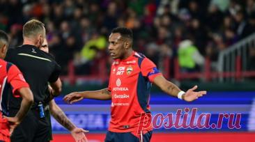 Мойзес — о своём удалении в матче с «Краснодаром»: считаю, что судья немного потерял игру. Защитник ЦСКА Мойзес высказался о своём удалении в матче 18-го тура РПЛ с «Краснодаром». Читать далее