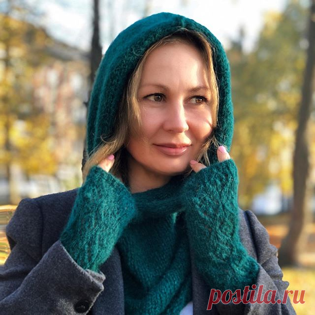 На изображении может находиться: один или несколько человек, ребенок, часть тела крупным планом и на улице
