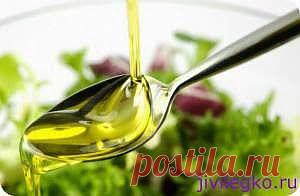 Пить оливковое масло по утрам.