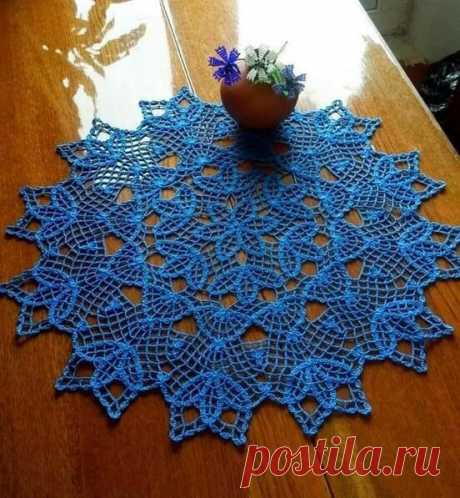 Голубая салфетка. Крючок.
