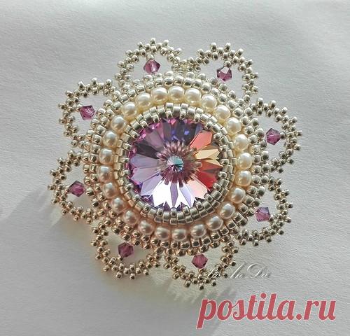 Горстка брошек | biser.info - всё о бисере и бисерном творчестве