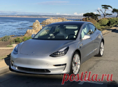 Немец по ошибке чуть не стал обладателем 27 автомобилей Tesla Model 3