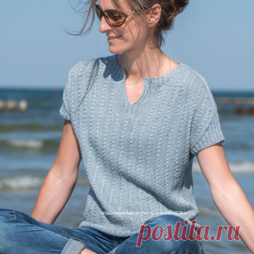 Edwardian Tee by Aneta Bleyer