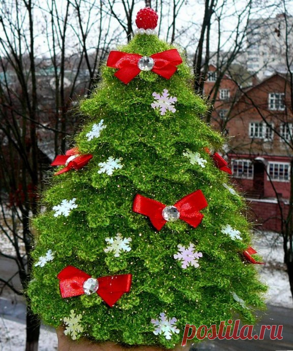 ​Вязаная елочка