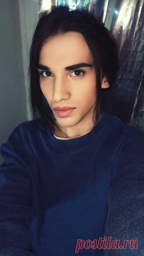 Slava Volk Певец
