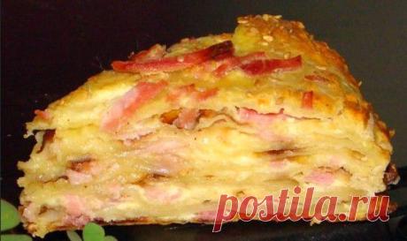 Быстрый пирог с сыром и сосисками - по вкусу напоминает пиццу