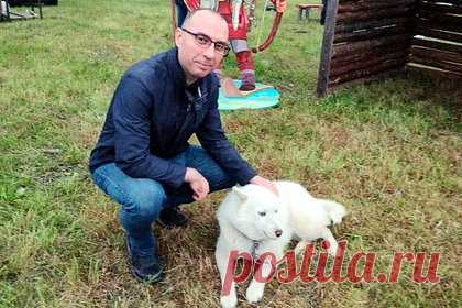 Собиравшегося на СВО мэра российского города задержали по делу о взятке. Сотрудники полиции и ОМОНа задержали главу администрации Печоры Валерия Серова. Мэра российского города отвезли в Сыктывкар для дачи показаний. Политика заподозрили в получении взятки в особо крупном размере. 30 сентября он должен был отправиться на военную службу по контракту в зоне СВО на Украине.