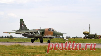 «По восьми районам сосредоточения живой силы»: авиация группировки «Центр» нанесла серию ударов по позициям ВСУ. Серию ракетных и бомбовых ударов по позициям ВСУ нанесли российские военные из группировки «Центр». Как заявили в пресс-центре объединения, целями стали, в частности, восемь районов сосредоточения живой силы и огневых средств украинских войск, а также два пункта временной дислокации и узел связи ВСУ. Наряду с этим военные из группировки «Запад» применили боевые вертолёты для…