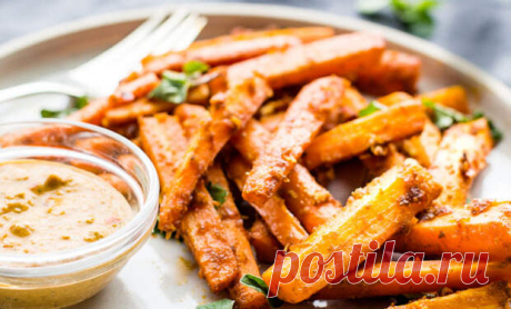 При всем своем вкусе, картошка фри остается одним из самых вредных гарниров – картофель как губка впитывает в себя много масла, и оно потом оказывается у нас в тарелке. Но этот гарнир можно заменить – вместо картошки фри можно почти аналогичным способом пожарить морковь, тыкву, цукини и другие - 4 апреля - 43112327088 - Медиаплатформа МирТесен