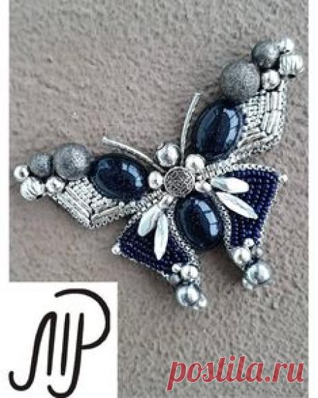 #mpaccessories #marinaprisyach #jewellery #Swarovski #brooch #butterfly #blue #designer #украшения #сваровски #ручнаяработа #брошь #бабочка…
